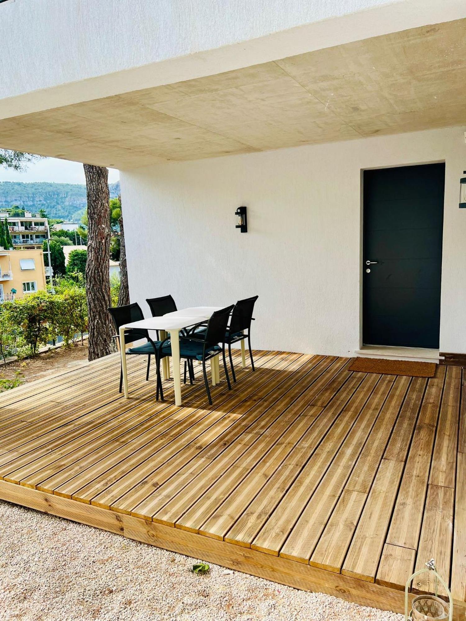 Le Grand Canaille Cassis Exteriör bild